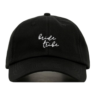 Braut-Stammes-Baseball-Mütze, bestickt Dad Cap, Bachelorette Brautjungfer Geschenk anpassbare Hut, unstrukturierte flache verstellbaren Riemen zurück
