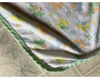 Vintage Carter's Green Trim Dog Print Baby Blanket White Cotton Polyester Blend