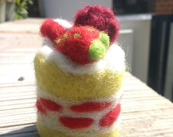 Needle Felt Strawberry & raspberry Sponge