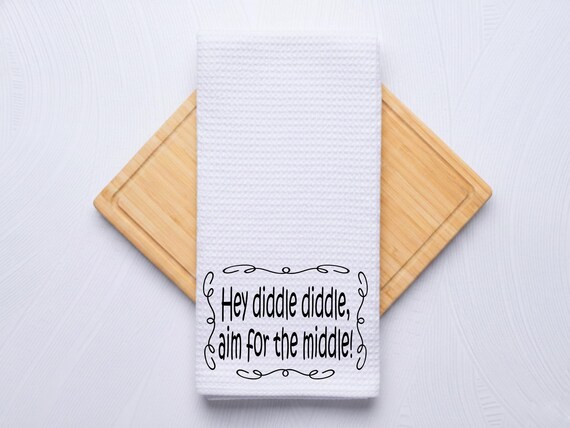 Hey Diddle Diddle Funny Waffle Weave Hand Towel: Bathroom Decor