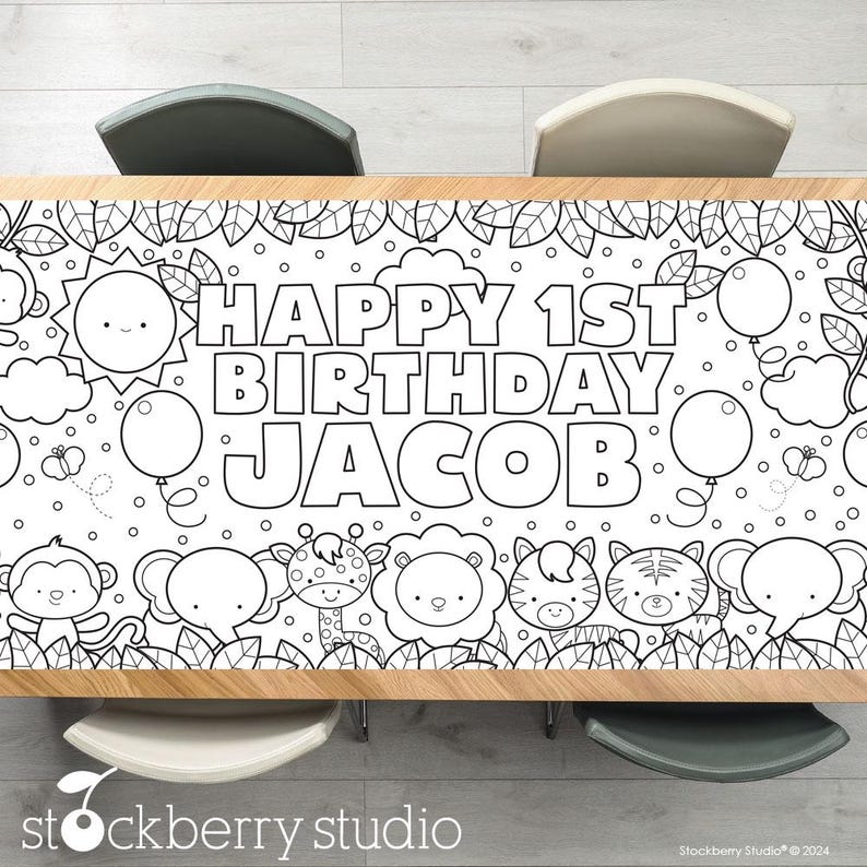 Puede incluir: Un camino de mesa para colorear en blanco y negro con un tema de selva con animales, hojas y el texto "Happy 1st Birthday Jacob".