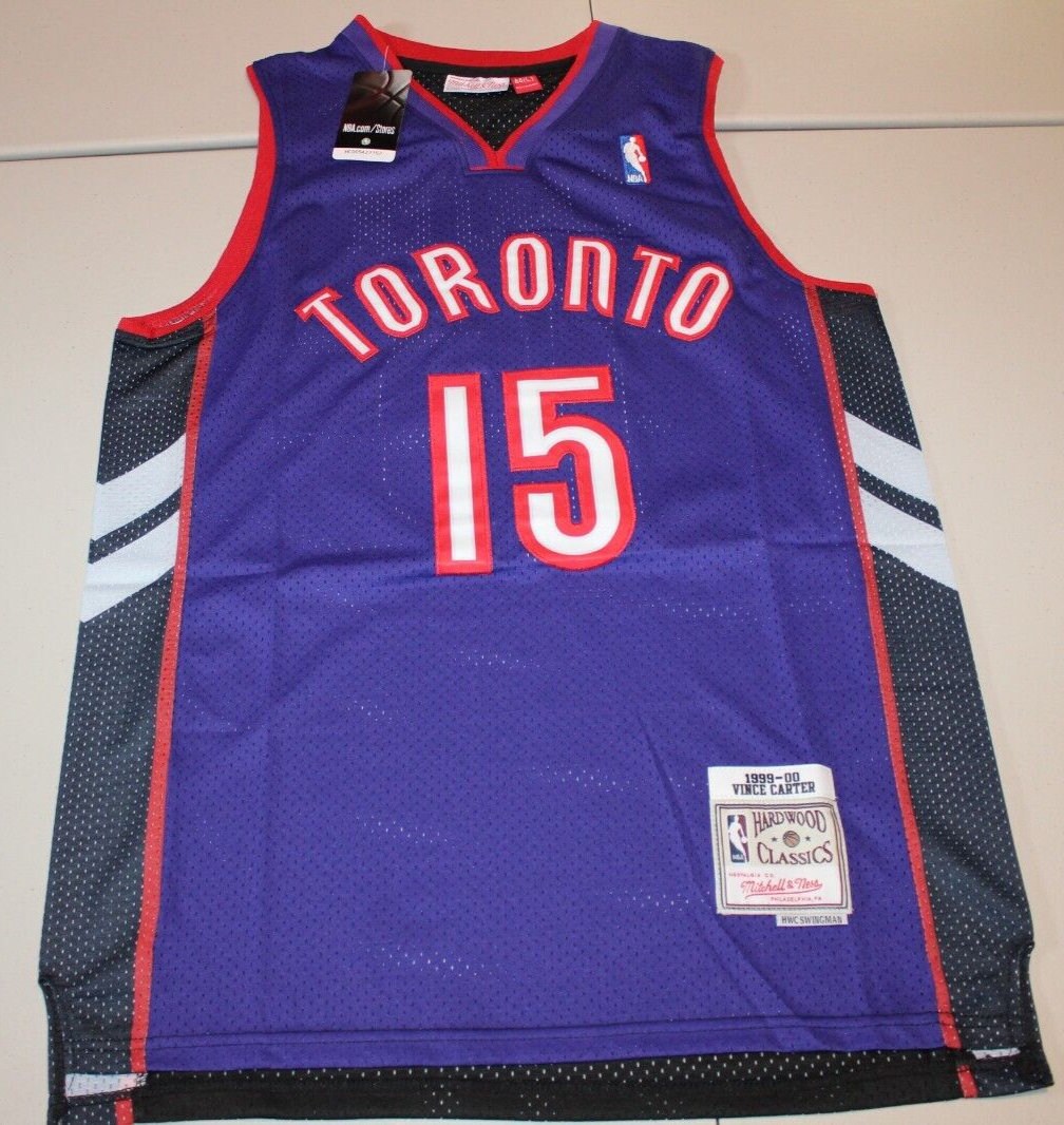 Men's Mitchell & Ness Vince Carter Red Memphis Grizzlies Hardwood Classics Swingman Jersey Size: Small