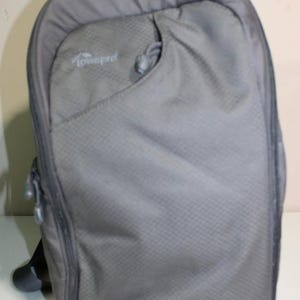 Mochila para câmera Lowepro Transit Sling (cinza)