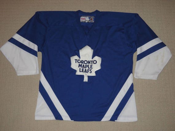 toronto maple leafs retro jersey