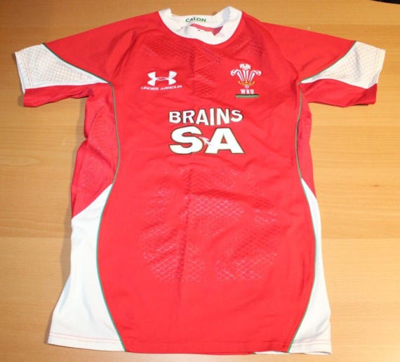 Wales Welsh Rugby Union Under Armour Men Medium Shirt 2014 2015