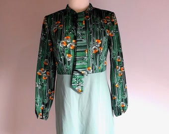 Devonshire Lady vintage années 1960 vert imprimé robe cravate taille moyenne