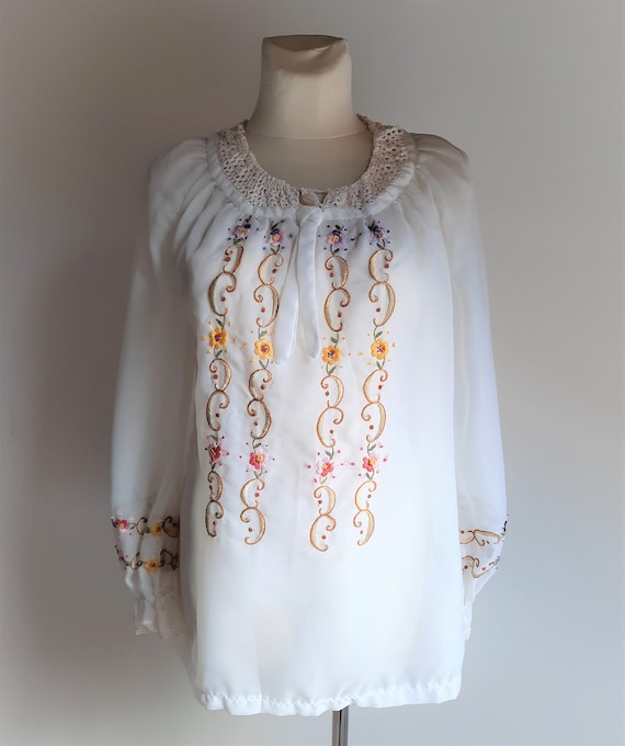 Vintage 1970s handmade white multicolour embroide… - image 1