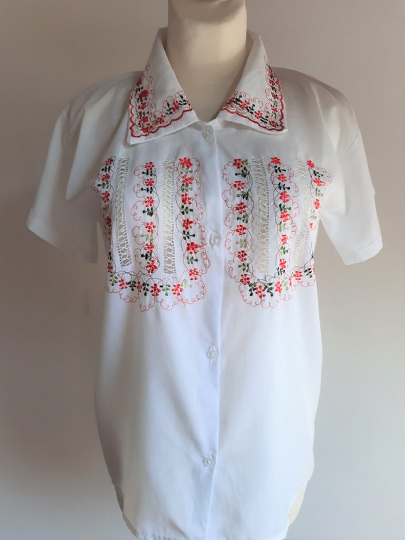 Vintage 1980s 1990s white red embroidered floral … - image 1
