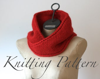 Knitting Pattern - Rosebud Cowl - Bulky Cowl Pattern - Knit Neck Warmer - Infinity Scarf - Circle Scarf - Scarf Pattern - Outlander Pattern