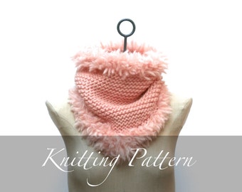 Knitting Pattern: Fur Roving Bandana Cowl ~ Bulky Wool Infinity Scarf Winter Neck Warmer Fur Trimmed Fashion Accessory Men Women Unisex