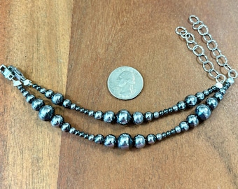 Bracelet with hematite Navajo style pearls 2 adjustable sizes