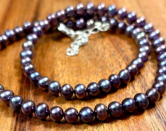 20" to 22" Real Peacock Fresh Water Pearl necklace natural 20" to 22"