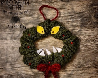 Spooky Wreath Ornament Crochet Pattern, Halloween Ornament Crochet DIY