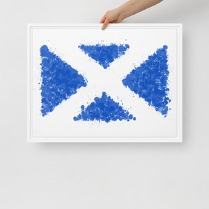 K&ouml;nnte beinhalten: Ein gerahmter Druck eines blauen abstrakten Designs auf wei&szlig;em Hintergrund. Das Design besteht aus vier Dreiecken, die jeweils aus einer Ansammlung blauer Punkte bestehen.