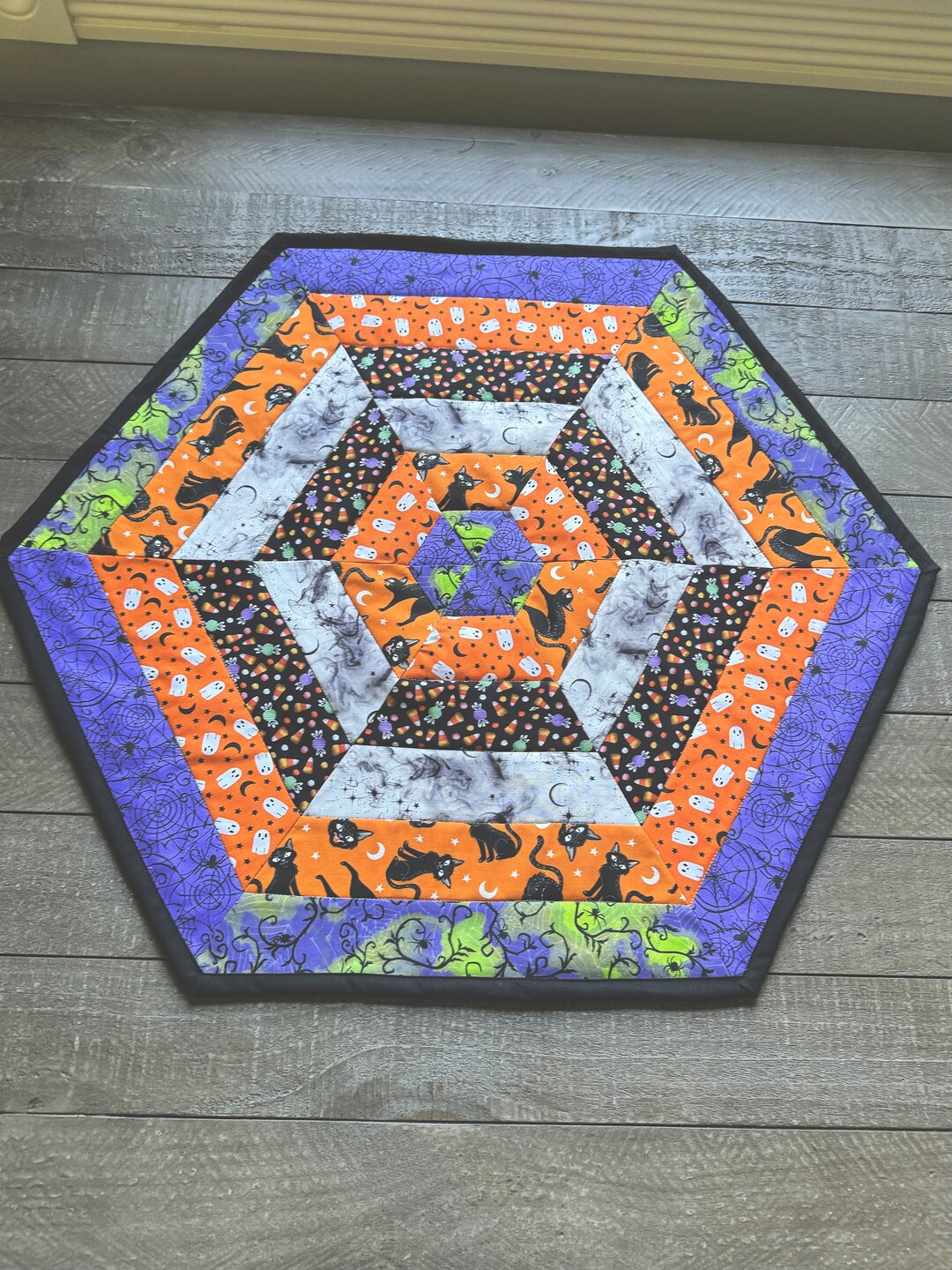 Reversible Hexagon Quilted Table Topper/runner - Halloween & Fall Print ...