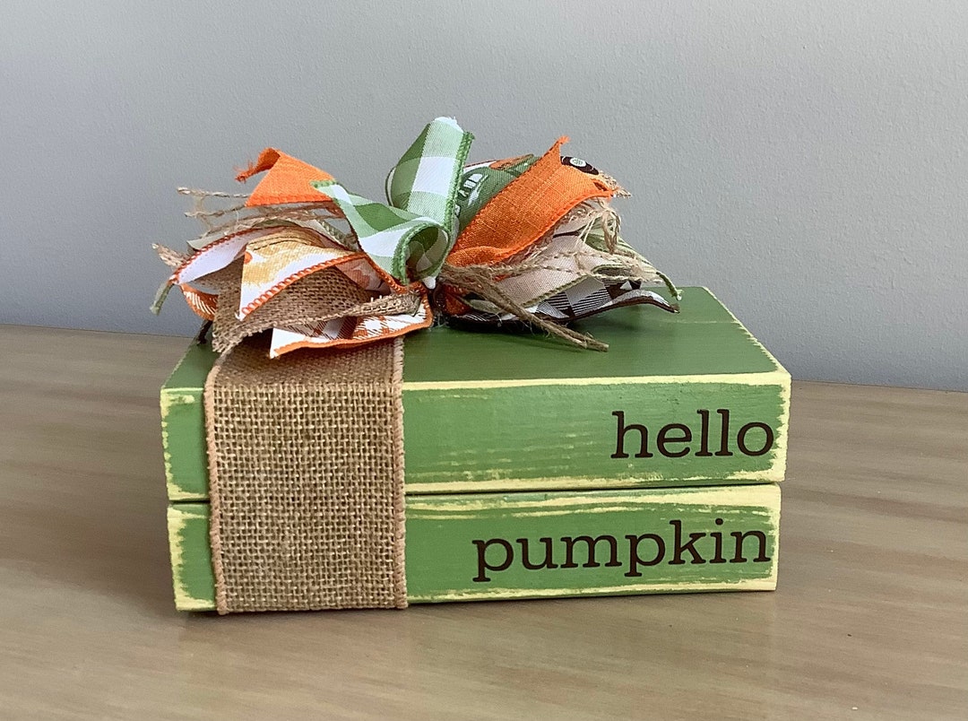 Fall Farmhouse Book Stack, Farmhouse Wooden Decoration, Hello Pumpkin