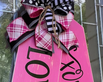 LOVE XOXO , Large Wooden Door Tag, Door Hanger, Farmhouse, Valentines Wreath , Valentines Decor, Home Decor