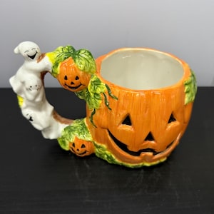 Halloween GHOST PUMPKIN MUG, Jack-o-lantern, Seasonal Decor, Spirits,  Festive Halloween Decor, Oversized Capacity, Hand Painted, Planter