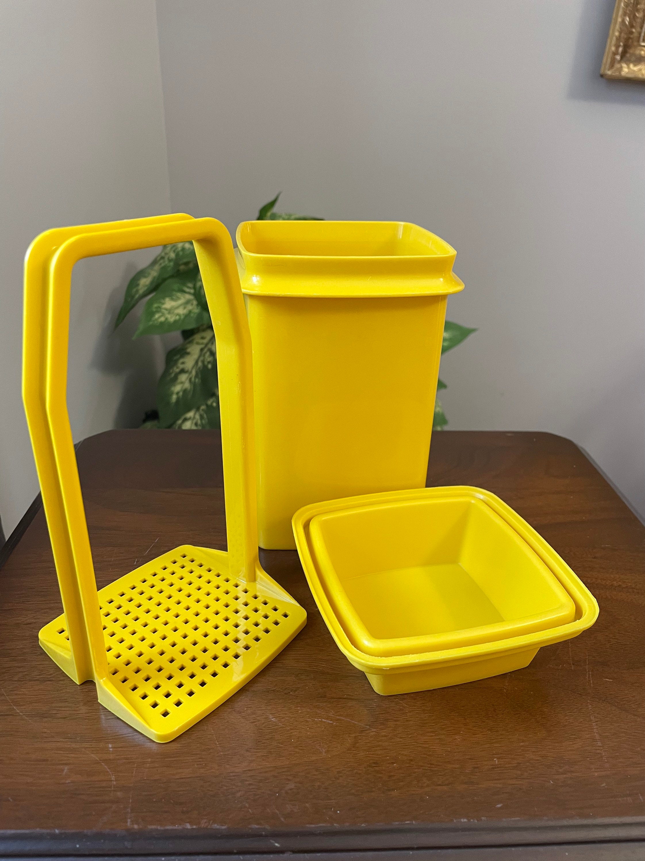 Tupperware: SMALL Olive/pickle/vegetable Keeper, Container, Yellow
