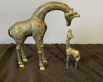 Solid Brass GIRAFFE, MOM & CHILD, Love, African animal,  Giraffe, Tall, Mammal, Terrestrial Animal, Hand Made, Vintage