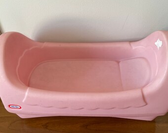 Little tikes baby doll bed sales