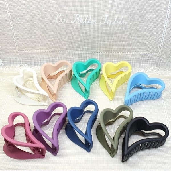 Matte Heart Shape Hair Claw Big Heart Shape Hair Clips Hair Claw Clips for Thick Thin Hair Barrette Hair Clips Everyday Hair Clips