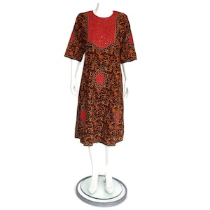 Vintage 1970s Wood Block Mirror Inlay Floral Red Black Brown Festival Dress M/L