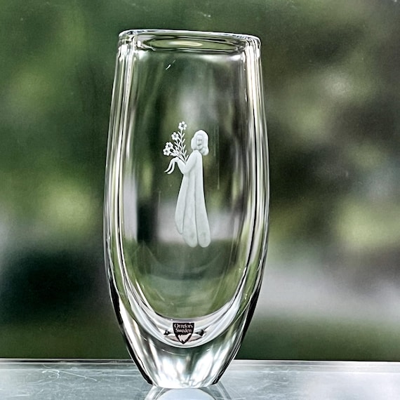 Orrefors Palmqvist Little Girl with Flowers Engraved Swedish Crystal Vase