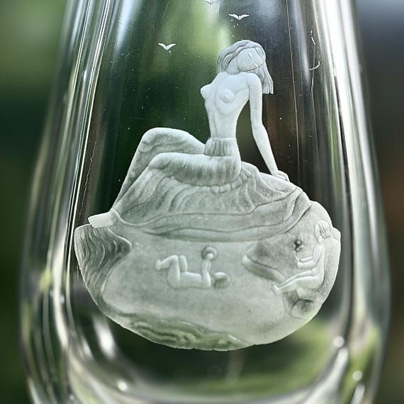 Orrefors Palmqvist Engraved Semi Nude (Topless) Woman Sunbathing with her Kids Swedish Crystal Vase