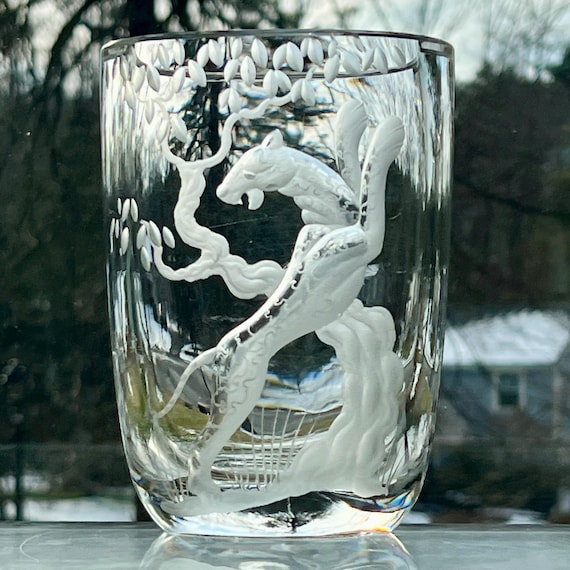 Swedish Crystal Vase Engraved With a Cougar or Jaguar by the Kjellander Brothers - Big Cat