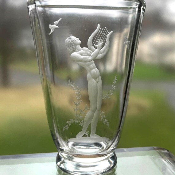 Värends Konstglas, Engraved Nude Man (Apollo) Swedish Crystal Vase 1940s