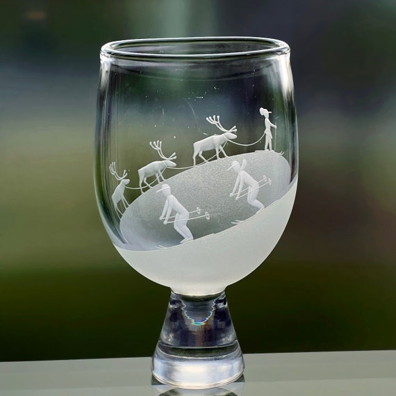 Orrefors Palmqvist Skiers and Reindeer Mountain Design 1954, Engraved Swedish Glass Vase