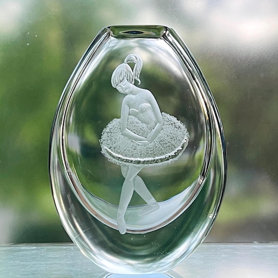 Strömbergshyttan Ballerina Engraved Ice Blue Swedish Glass Vase