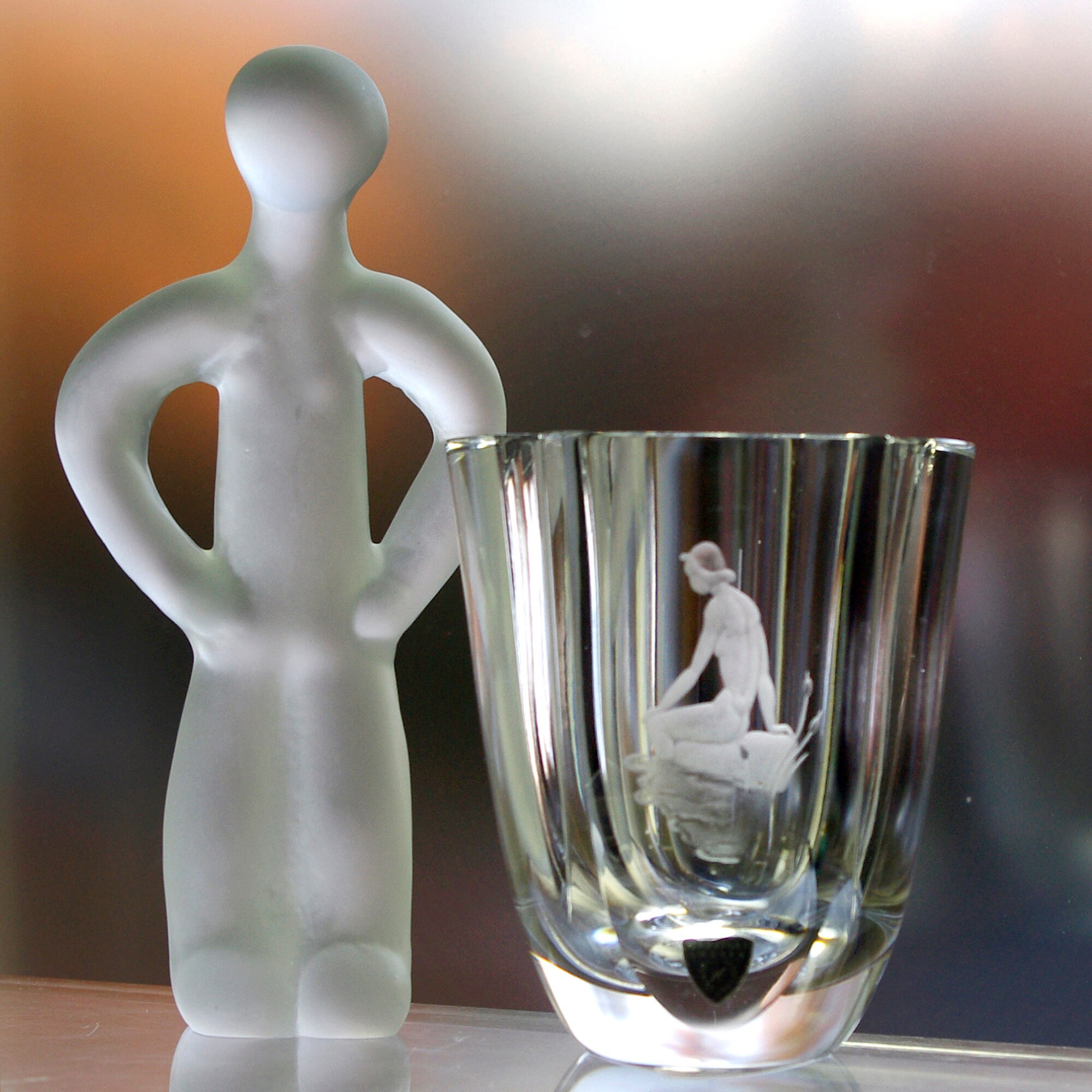 Experience Nude Glass: A Sensory Glass Experience - r43izxg