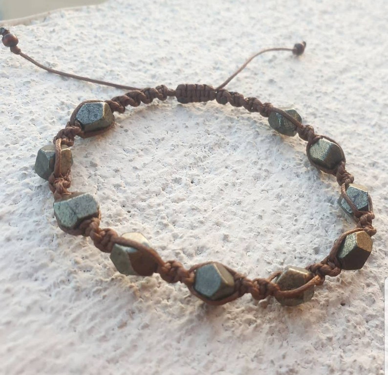 Natural pyrite handmade macrame bracelet