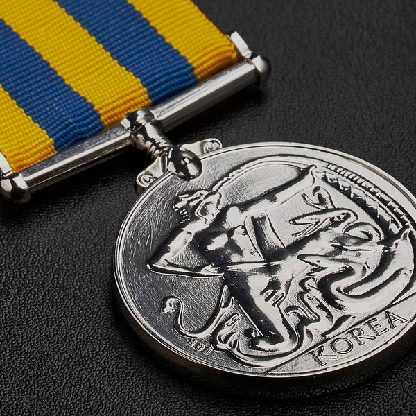 Full Size Replica QUEEN'S KOREA MEDAL. Silver. Korean War Service/Campaign 1950. Reproduction/Copy