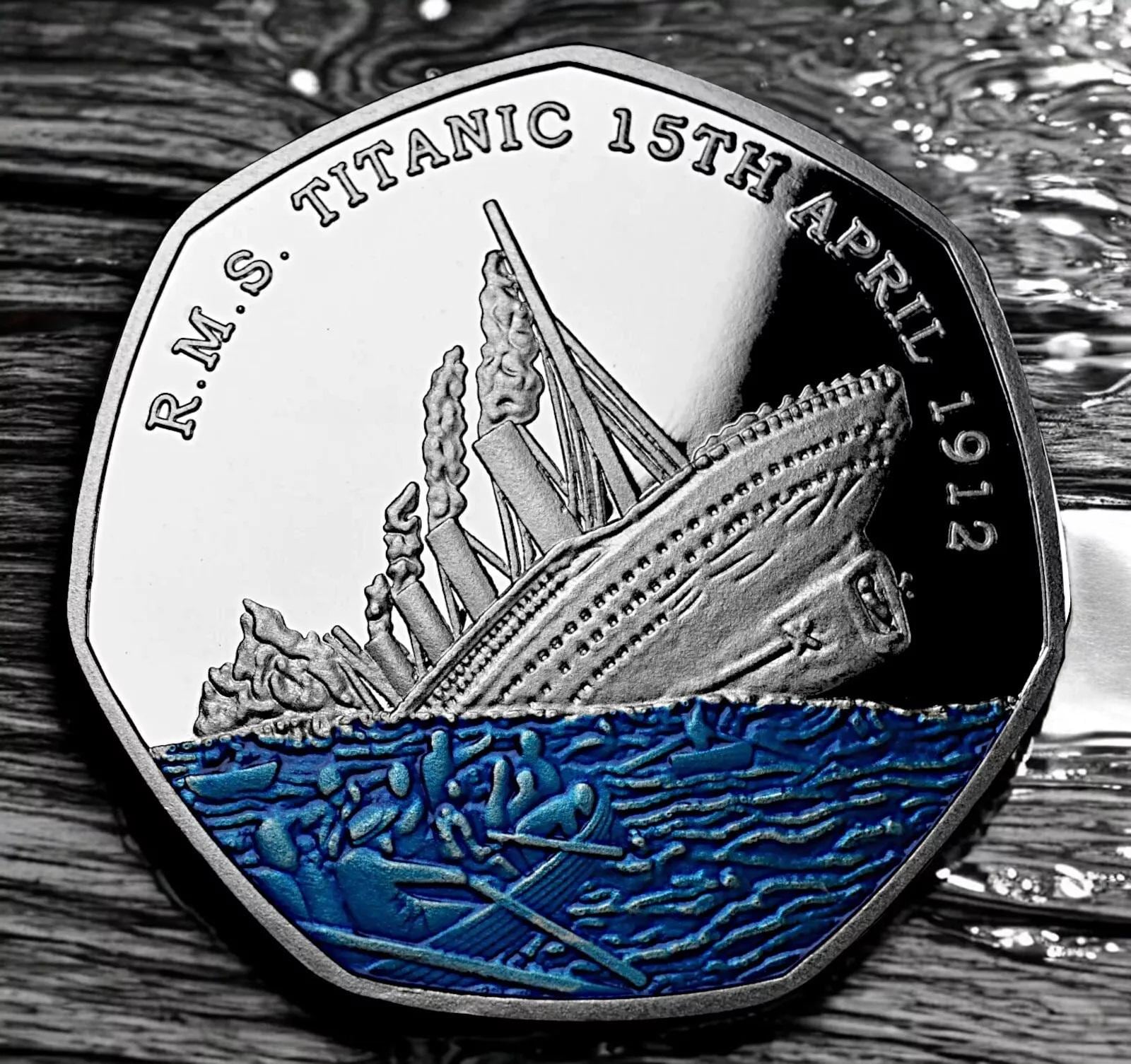 RMS タイタニック号の銀製記念品。青いエナメル。ホワイト スター ライン、オーシャン ライナー、オリンピック クラス、1912  年の世界遺産/難破船。 - Etsy 日本