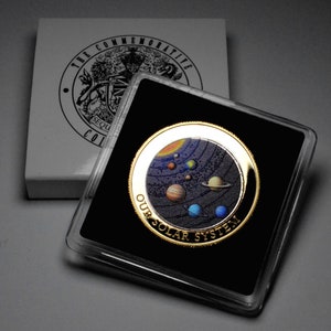 Our Solar System &#39;Dual Metal&#39; Silver and 24ct Gold Commemorative Coin. Full Colour. Presentation Case. Moon, Mars, Earth, Sun, Space, Galaxy