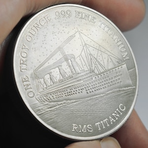 Moneda/redonda/barra de TITANIO .999 fina/pura. RMS TITANIC. Una onza troy 31,1 g. Inversión/lingotes