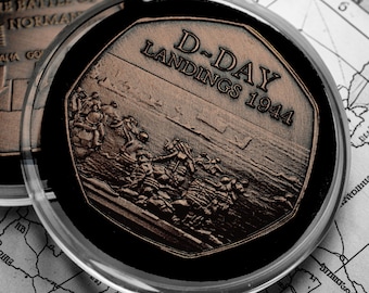 D-DAY LANDINGS 1944 Antique Bronze Commemorative Coin in Capsule. WW2 Operation Overlord, Battle of Normandy, Allied Invasions, Omaha