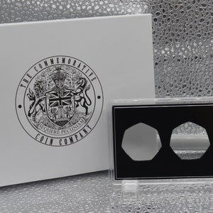 50p Coin/Commemorative Gift Box/Case with Triple Display/Presentation Stand. Gift/Present 50p. The Commemorative Coin Company