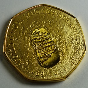 Extremely Rare Lunar Moon Landings 50th Anniversary 24ct Gold Commemorative Coin for Albums/Collectors/Coin Hunt 50p NEW Apollo 11 1969-2019