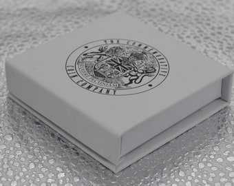 Brand New Coin/Commemorative Gift Box/Case with Capsule. Presentation/Display Gift/Present 50p. The Commemorative Coin Company