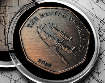 The Battle of Britain & Supermarine Spitfire Antique Bronze Commemorative Coin. Capsule. WW2 1940 Albums/Collectable/British History
