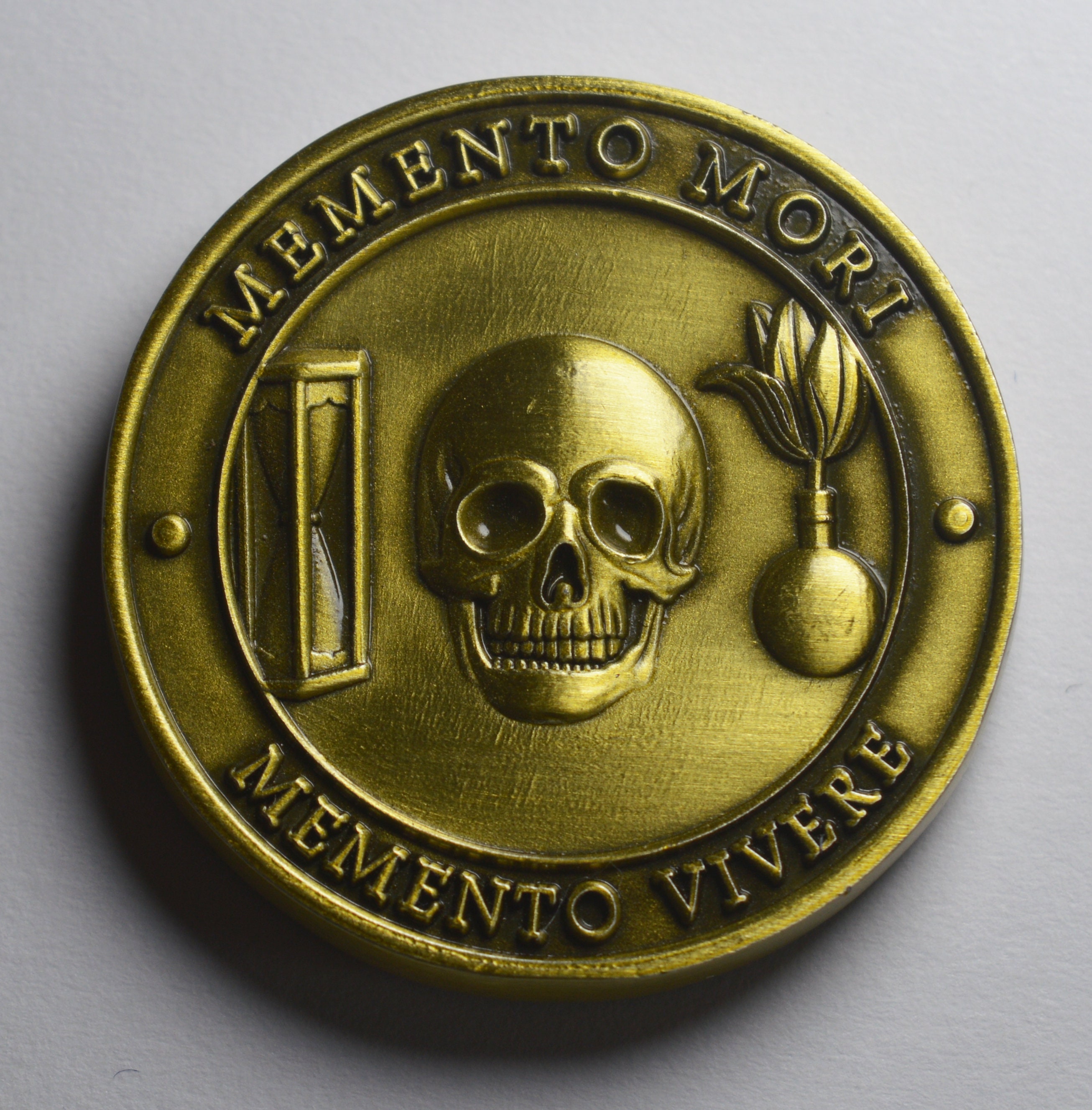 Memento Mori/vivere Antique Gold Reminder Coin in Capsule. Etsy Canada Memento Mori/vivere Antique Gold Reminder Coin in Capsule. Etsy Canada