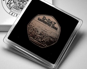 D-DAY LANDINGS 1944 Antique Bronze Commemorative Coin in Gift Case. WW2 Operation Overlord, Battle of Normandy, Omaha, Allied Invasions