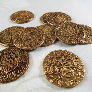 Superb Job Lot 10 Spanish Gold Doubloons Coins/Pirates/Treasure/Spanish/Gift Replicas image 2