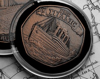 RMS TITANIC Antique Bronze Commemorative Coin in Capsule. World Heritage Site/Wreck. 1912 White Star Line, Olympic Class, Ocean Liner
