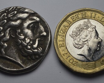 紀元前350年古代ギリシャマケドニア銀テトラドラクマ貨。フィリップ2世