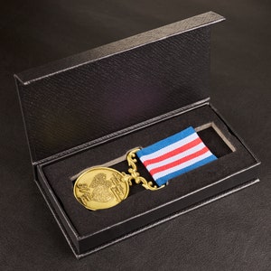 アメリカ陸軍殊勲十字章ケース付き - Etsy 日本